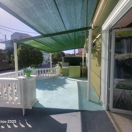 דירה Happy House ליקסורי